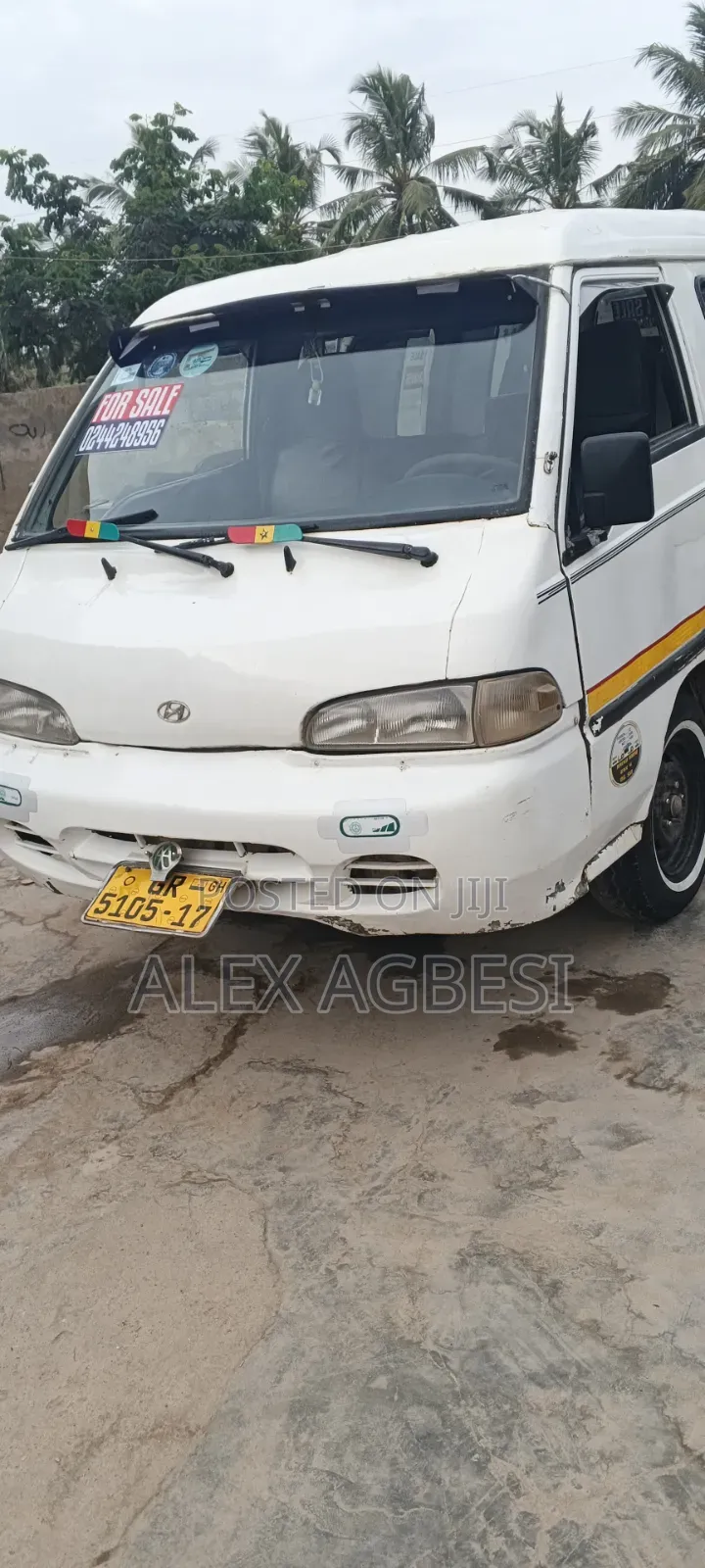 Hyundai H-100 2004 White