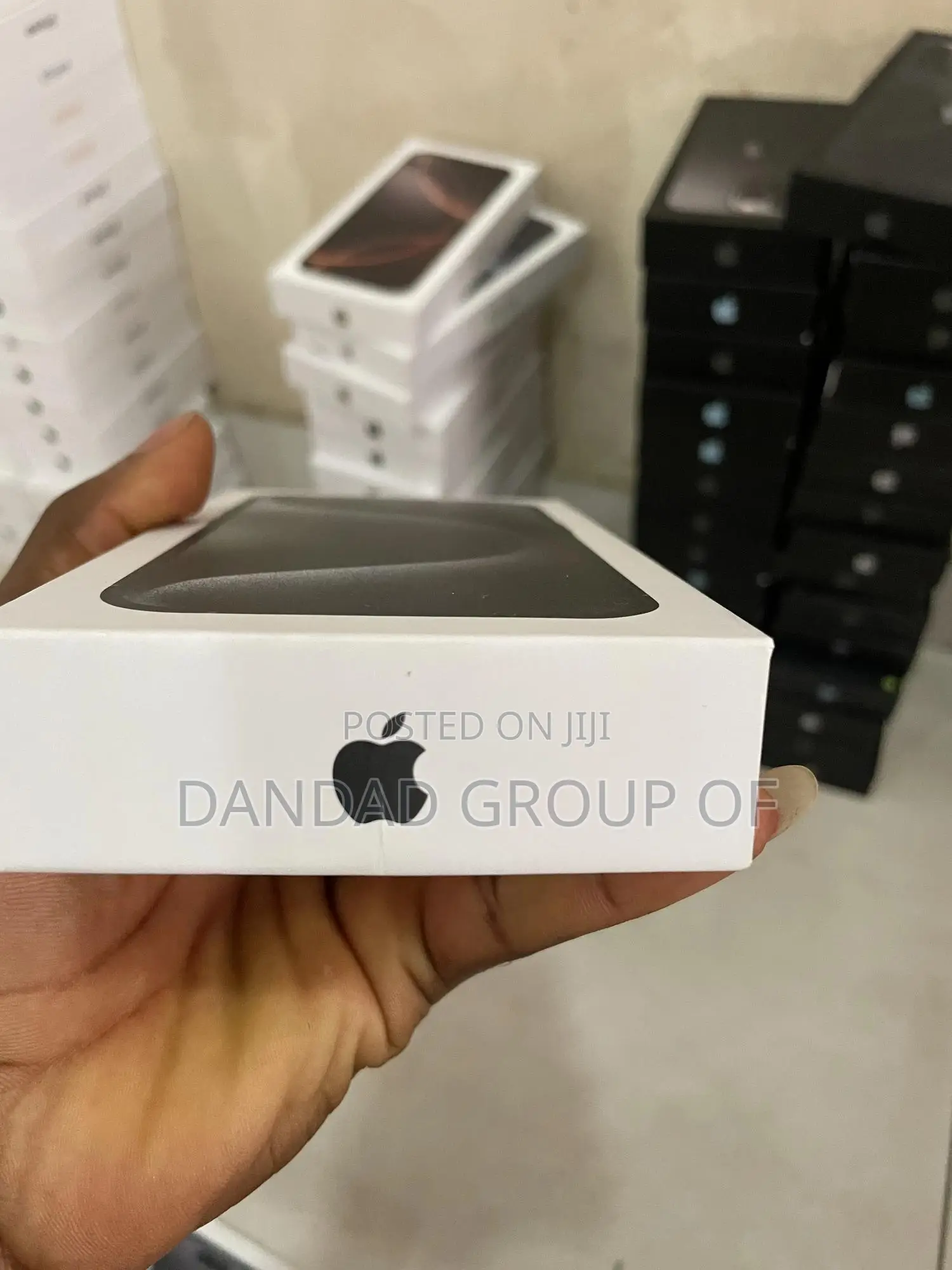 New Apple iPhone 15 Pro 256 GB Black