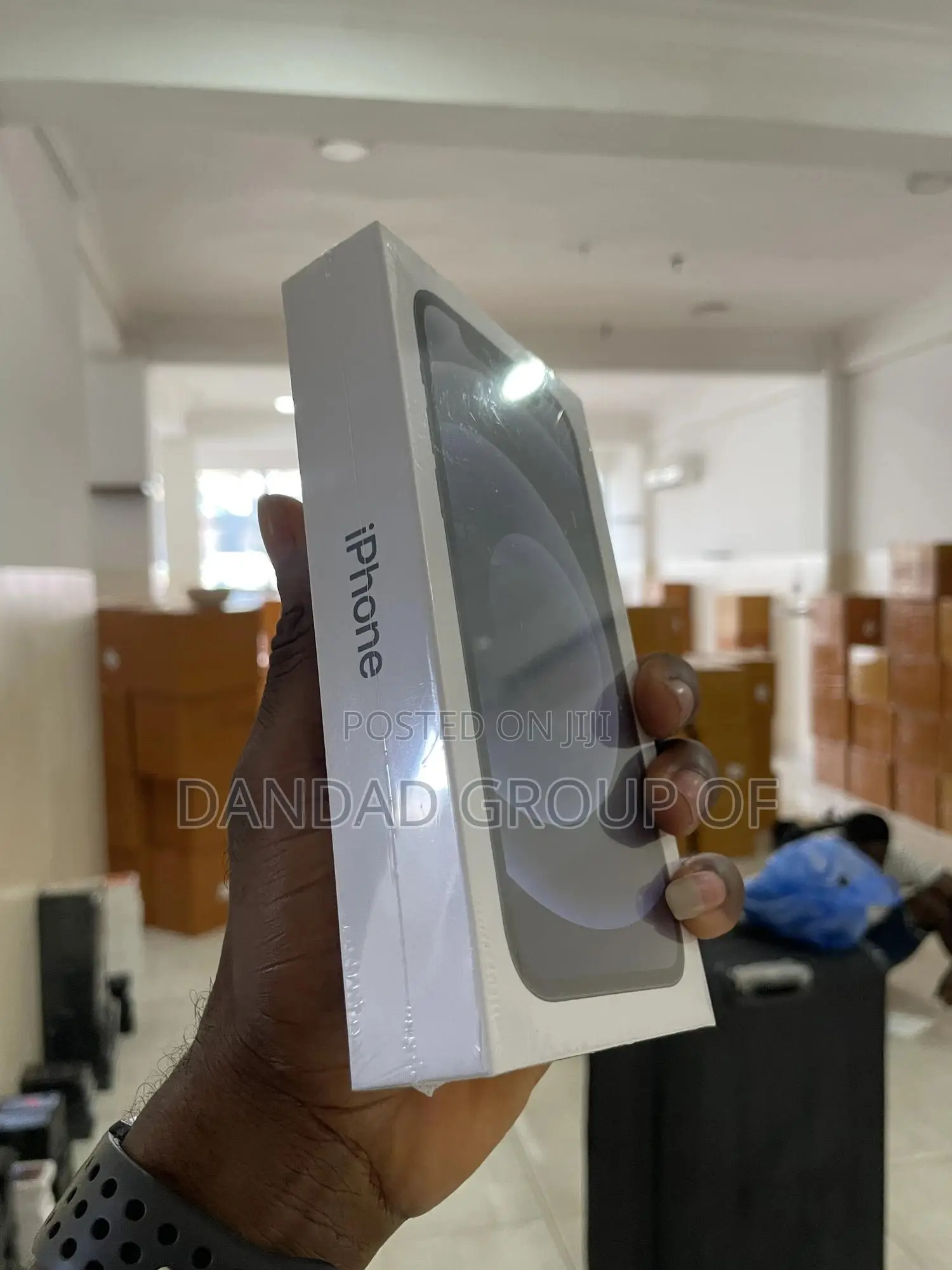 New Apple iPhone 12 64 GB Blue