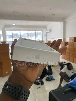New Apple iPhone 17 Pro Max 256 GB Silver