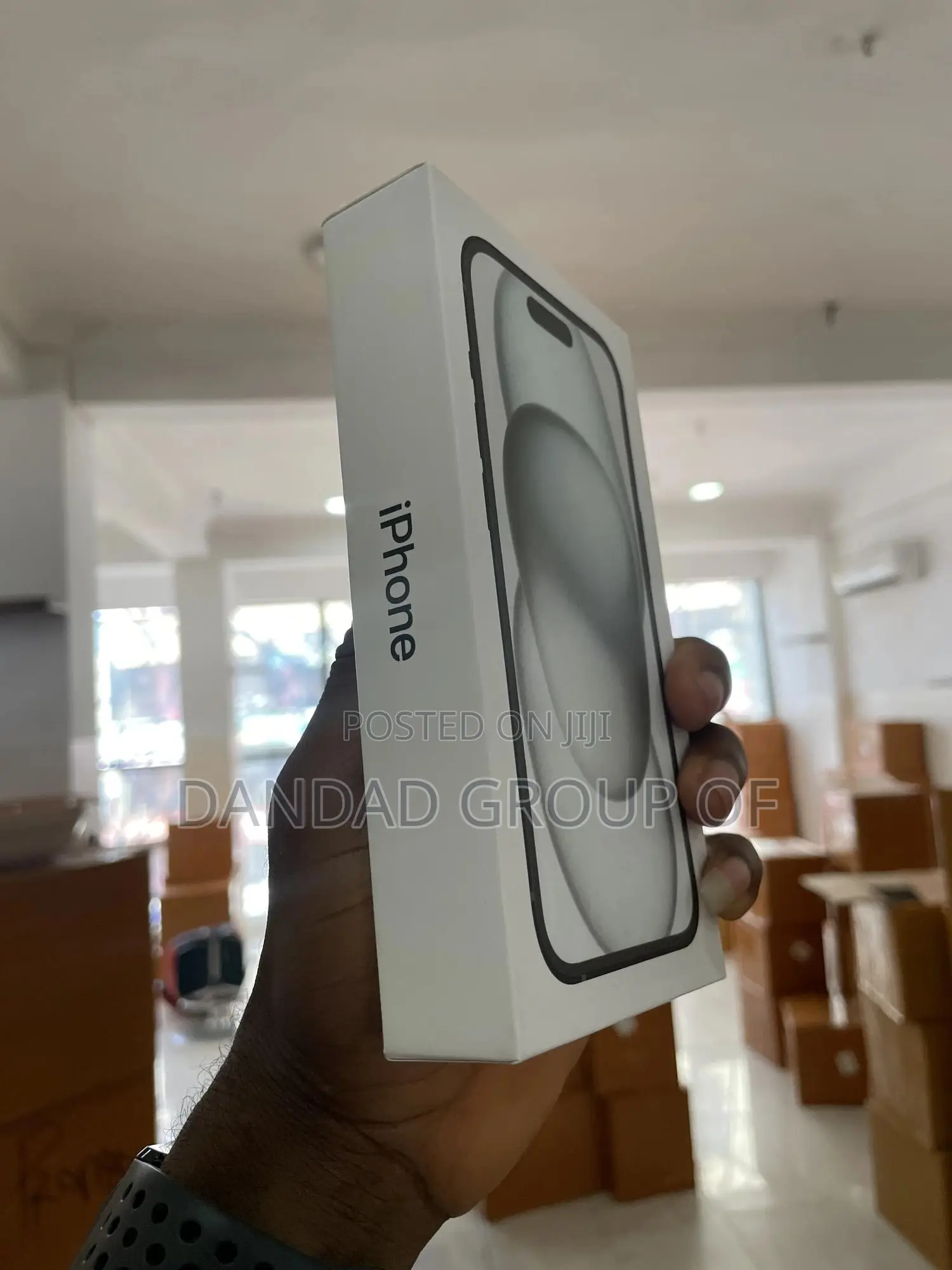 New Apple iPhone 15 128 GB Black