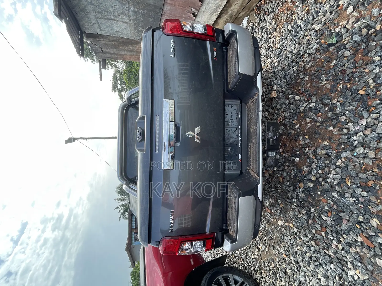Mitsubishi L200 Club Cab 2.4 154hp 4WD 2020 Gray