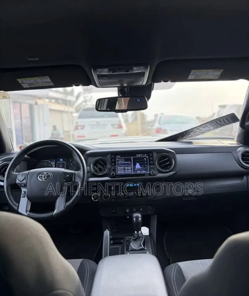 Toyota Tacoma TRD Sport Double Cab 6' Bed V6 AT 2023 Beige