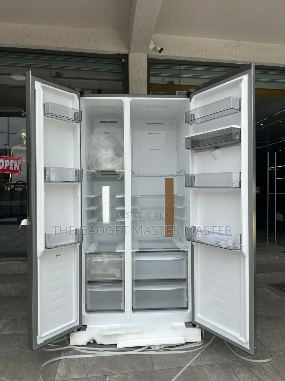 Hisense Rs3p725nmi 670litres Side by Side Refrigerator