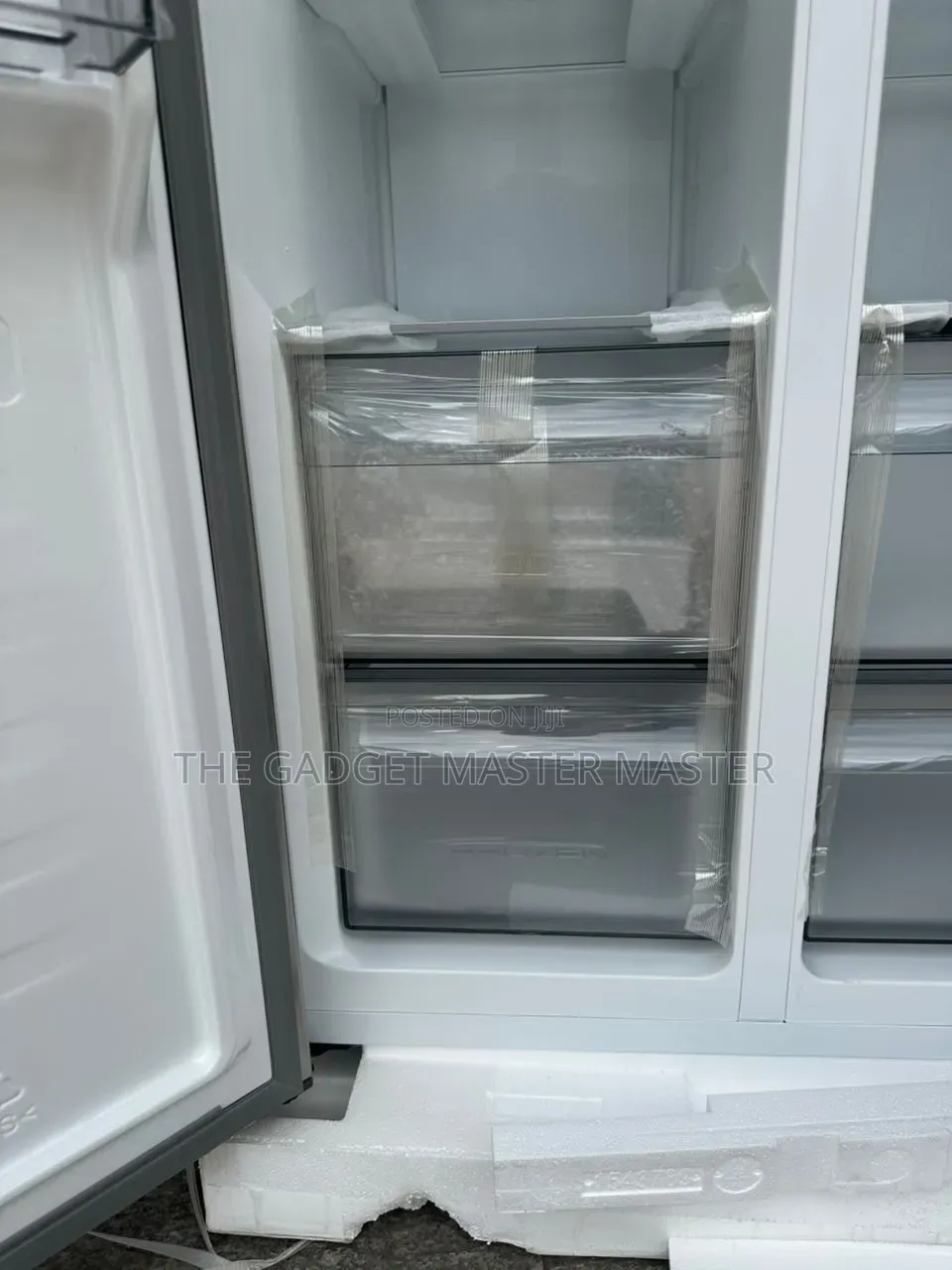 Hisense Rs3p725nmi 670litres Side by Side Refrigerator