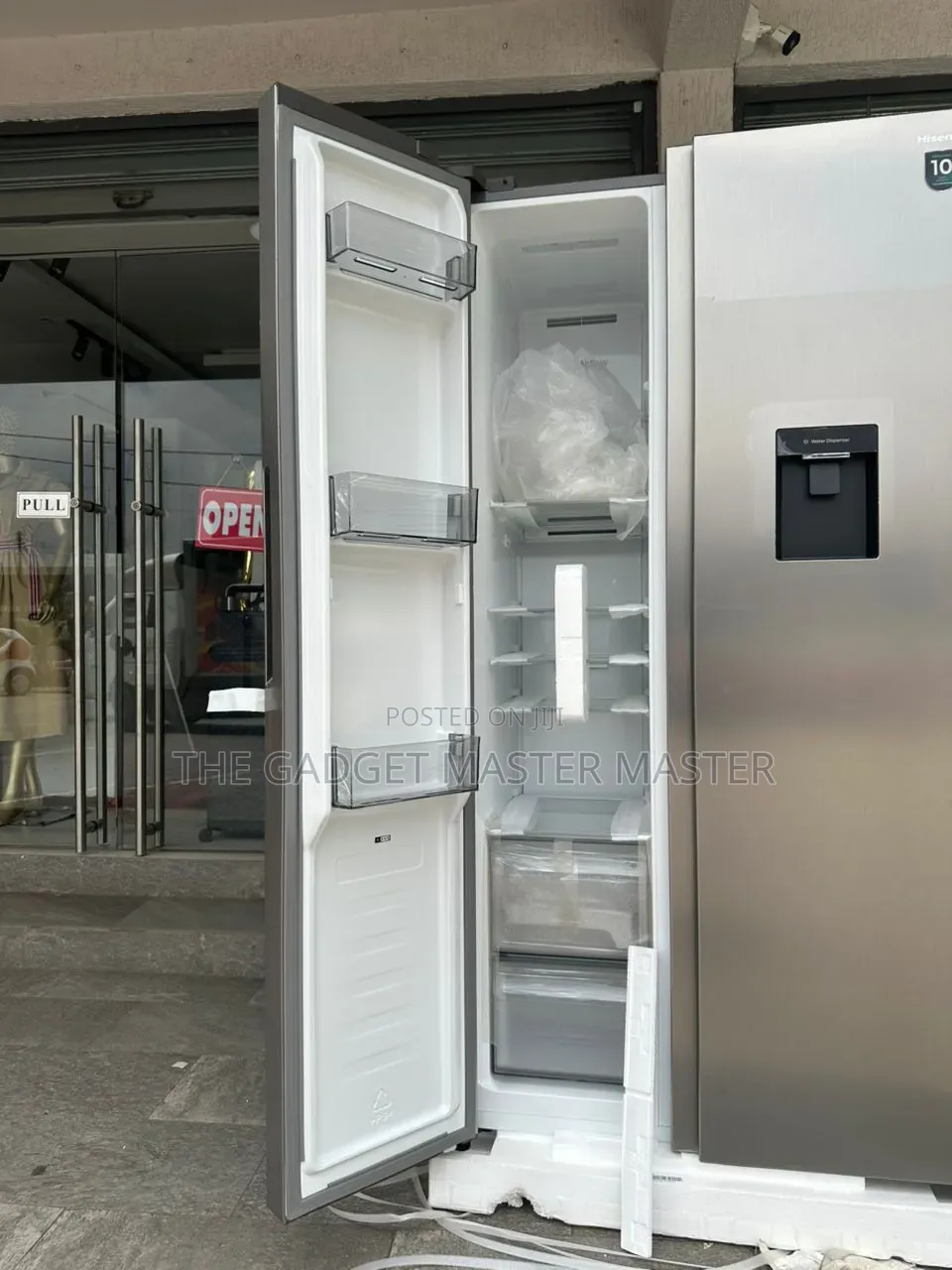 Hisense Rs3p725nmi 670litres Side by Side Refrigerator