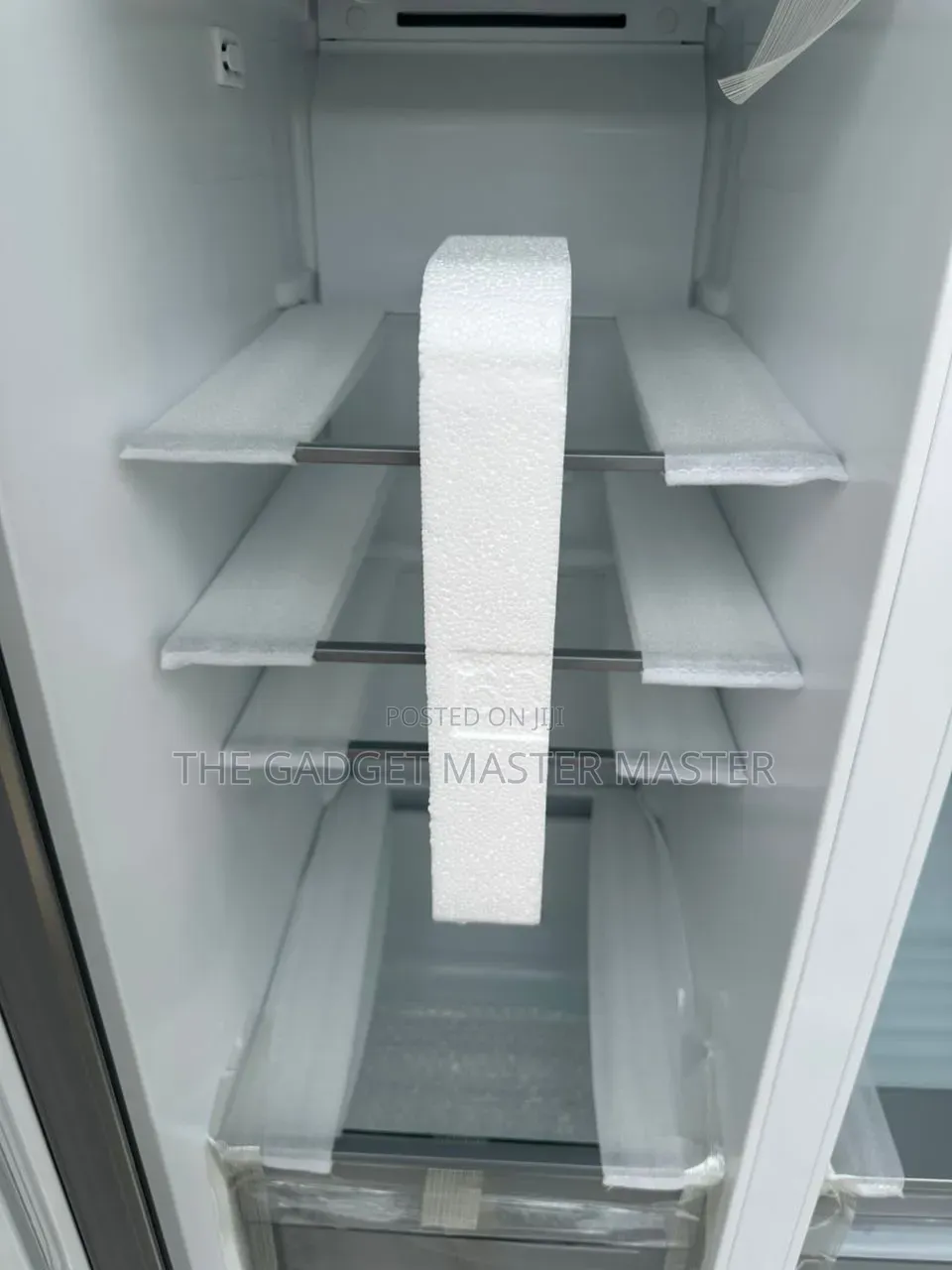 Hisense Rs3p725nmi 670litres Side by Side Refrigerator