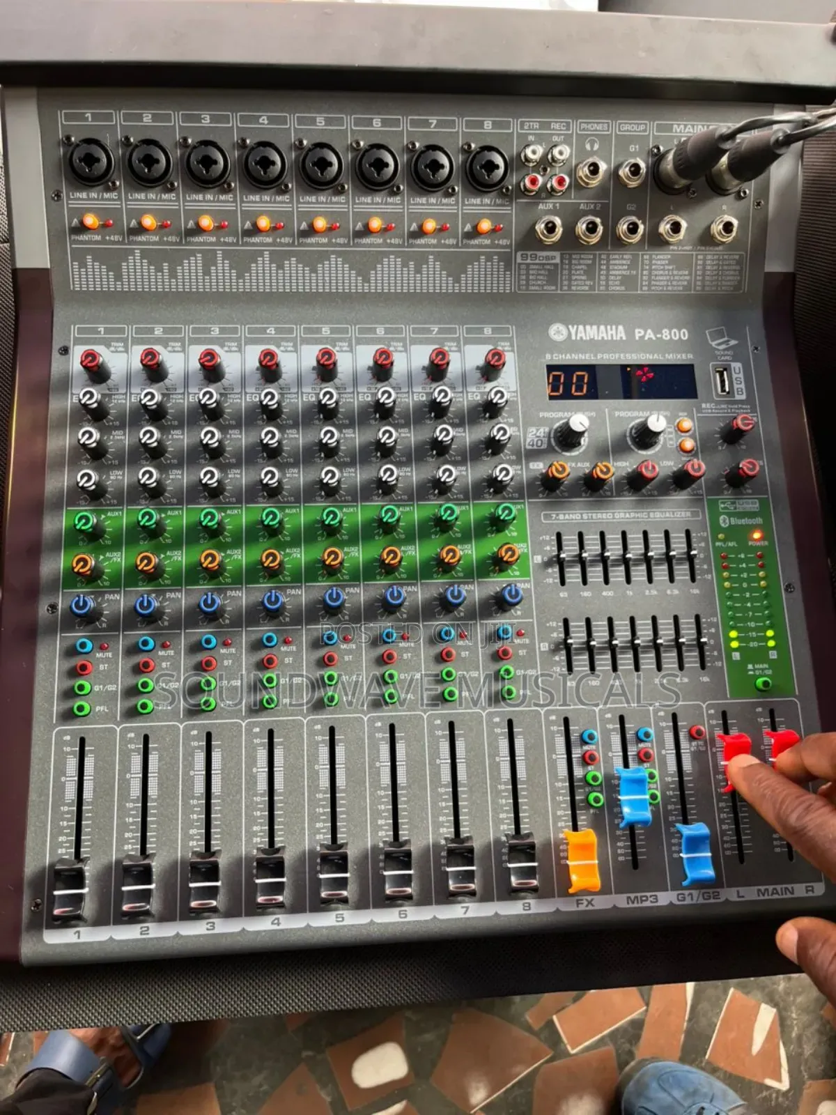 Yamaha Pa-800 Mixer