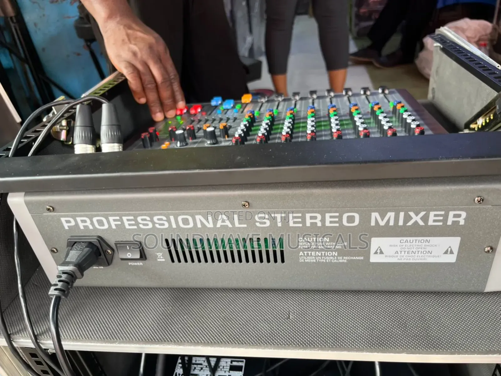 Yamaha Pa-800 Mixer