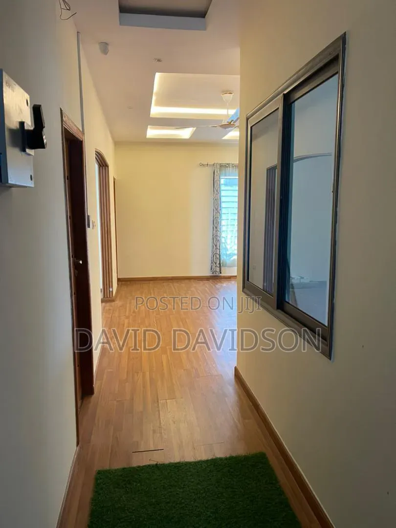5bdrm House in Newly Built 5, Tema Metropolitan for rent