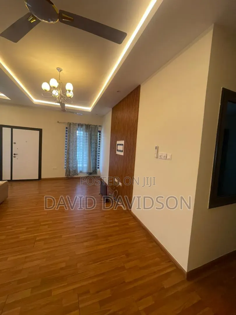 5bdrm House in Newly Built 5, Tema Metropolitan for rent