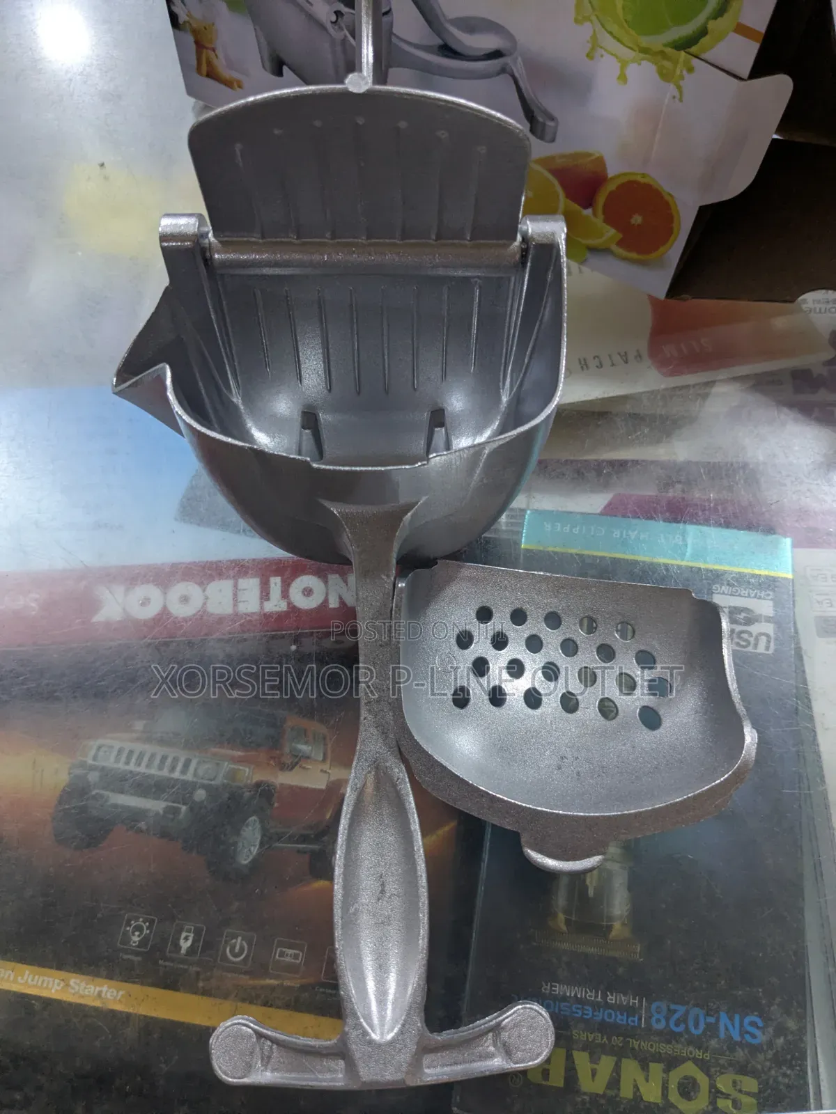 Manual Fruit Juice Extractor