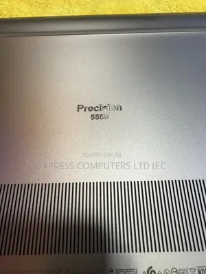Laptop Dell Precision 5550 32GB Intel Core i7 SSD 1T