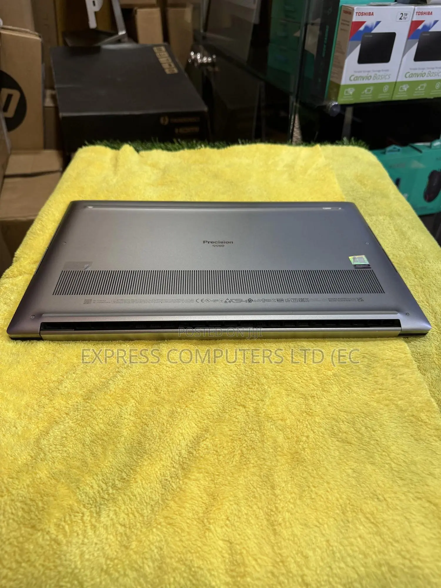 Laptop Dell Precision 5550 32GB Intel Core i7 SSD 1T