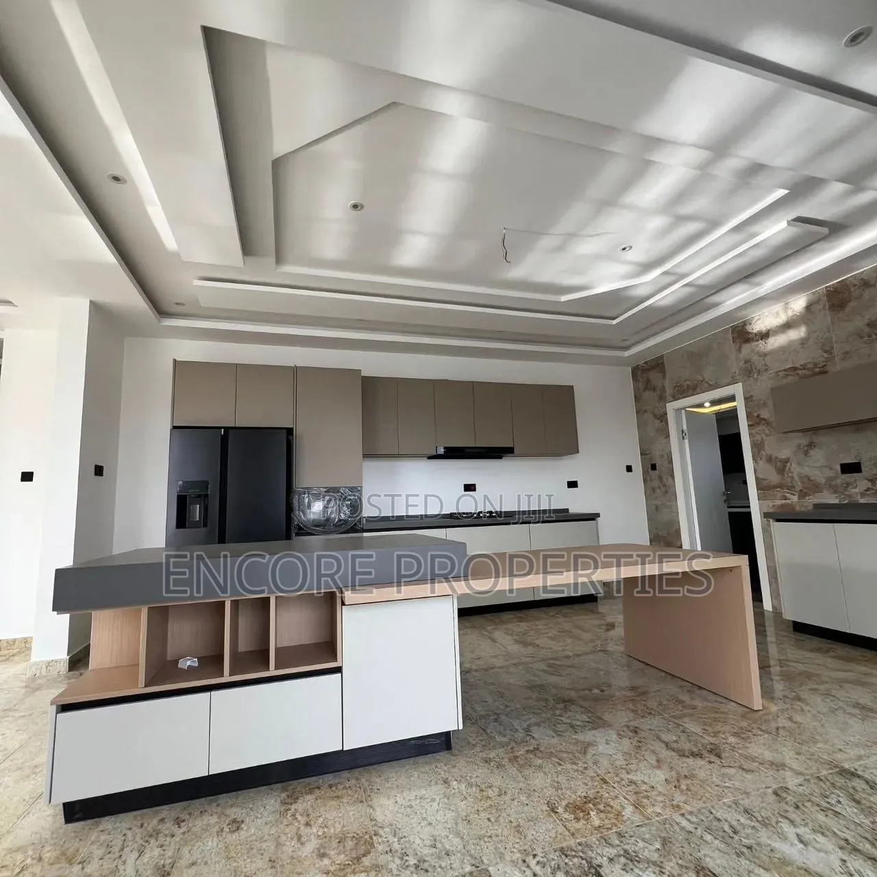 5bdrm House in East Legon, American House for sale
