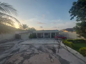 5bdrm House in Official Town for sale