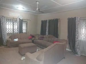 5bdrm House in Official Town for sale