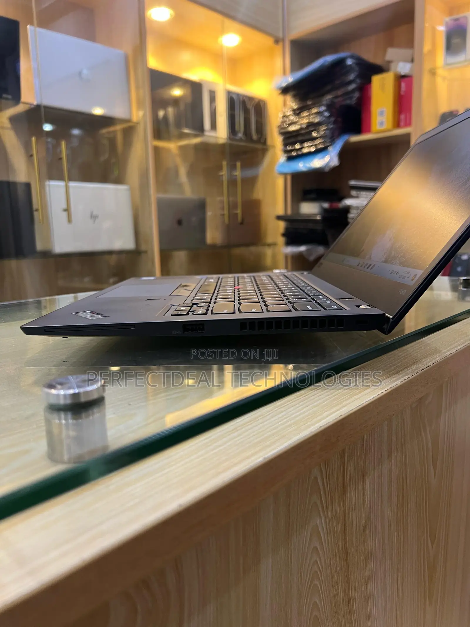 New Laptop Lenovo ThinkPad T480s 24GB Intel Core i7 SSD 256GB