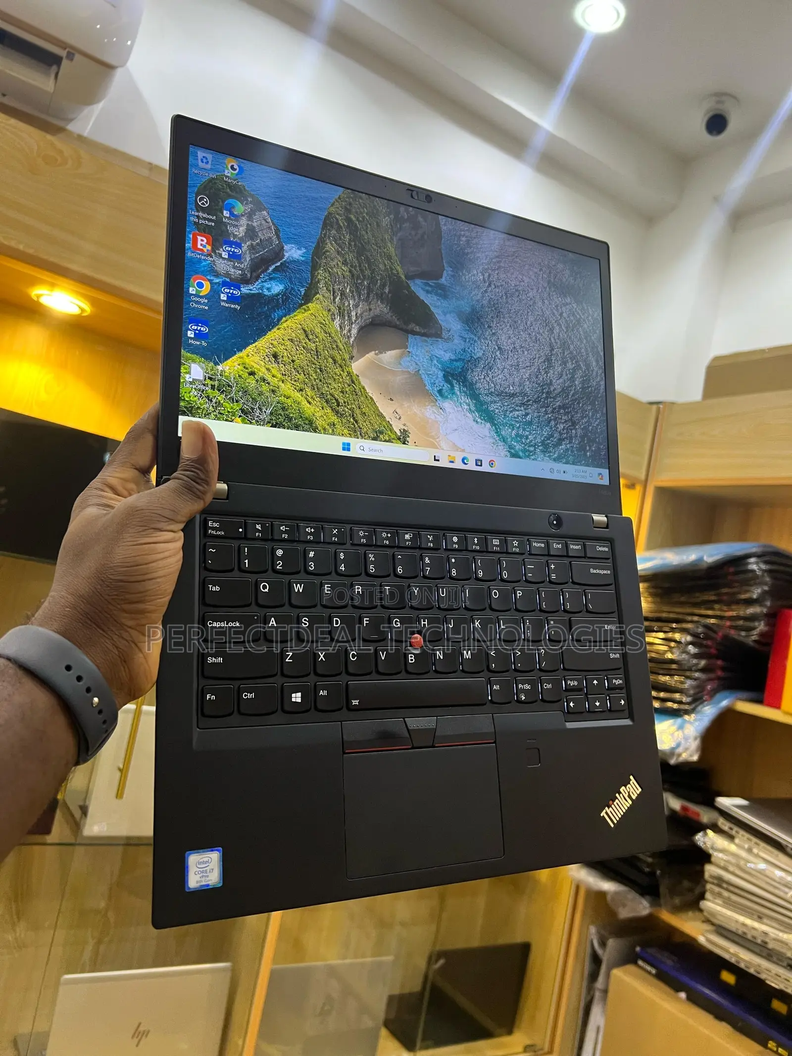 New Laptop Lenovo ThinkPad T480s 24GB Intel Core i7 SSD 256GB