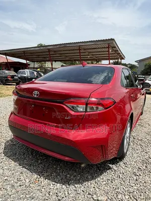 Toyota Corolla 2021 Red