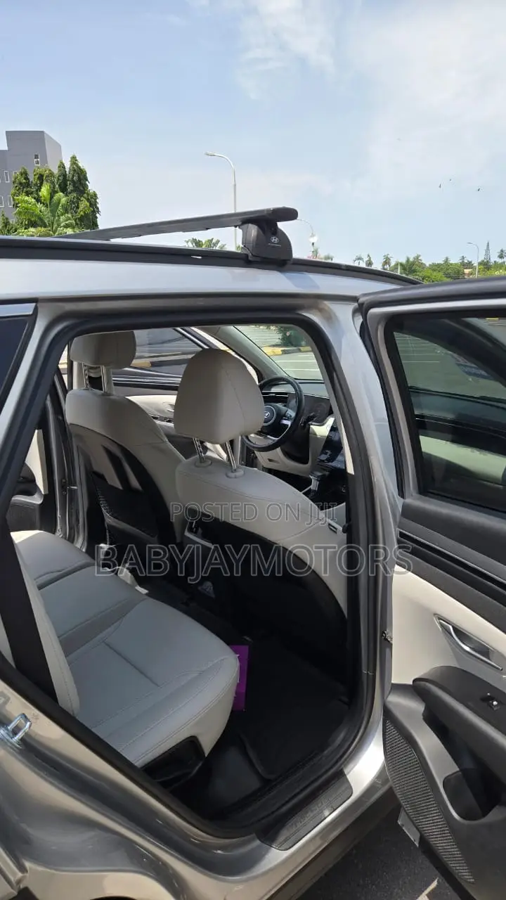 Hyundai Tucson SEL 2023 Silver