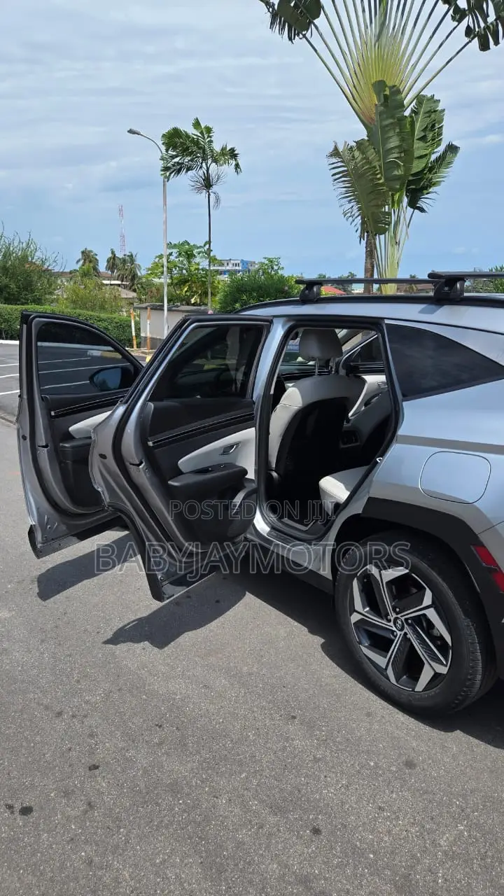 Hyundai Tucson SEL 2023 Silver