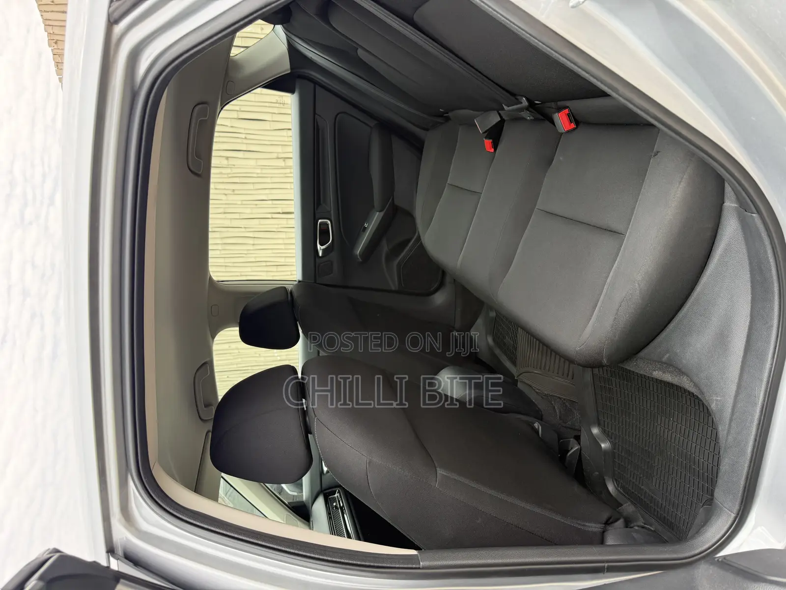 Honda Civic LX 2022 Silver