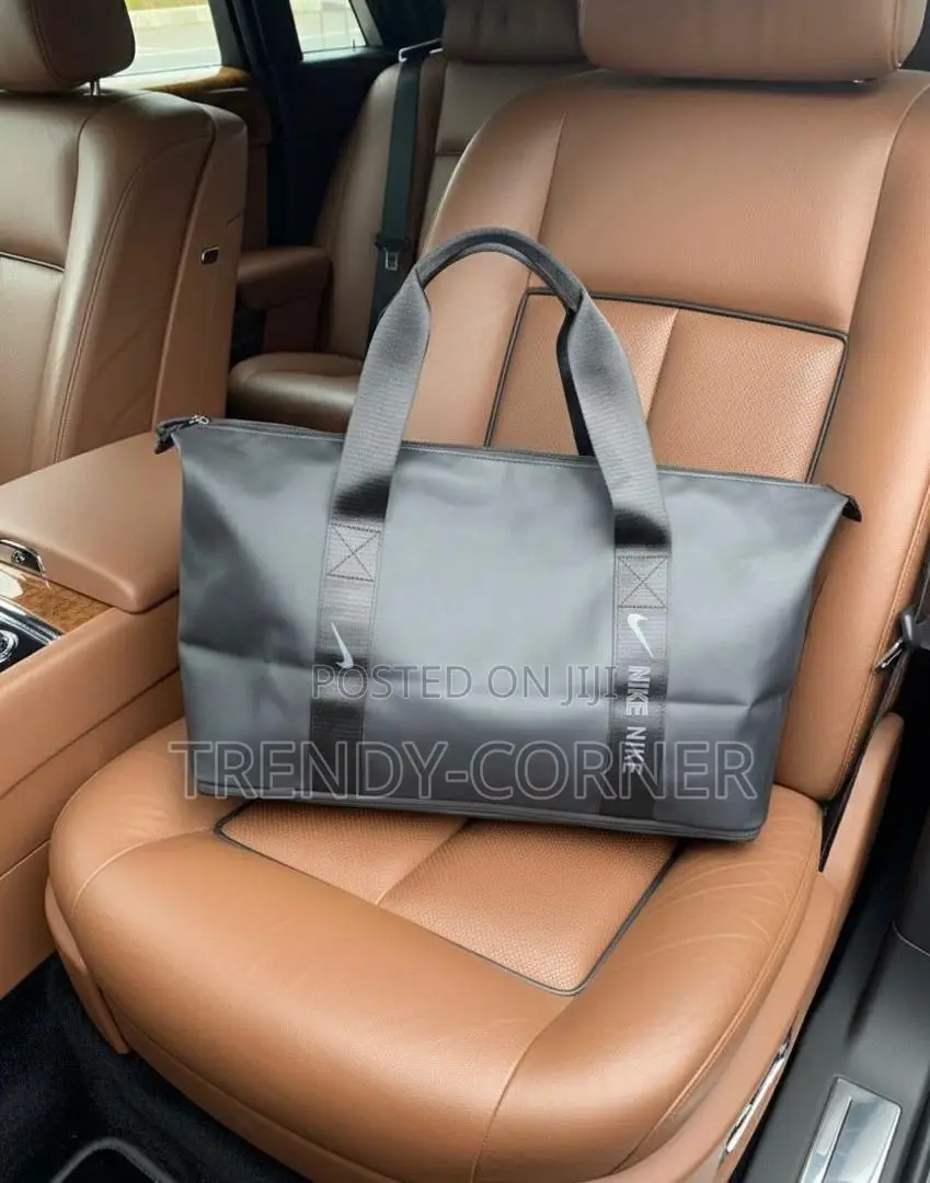 Nike Duffel / Gym Tote Bag