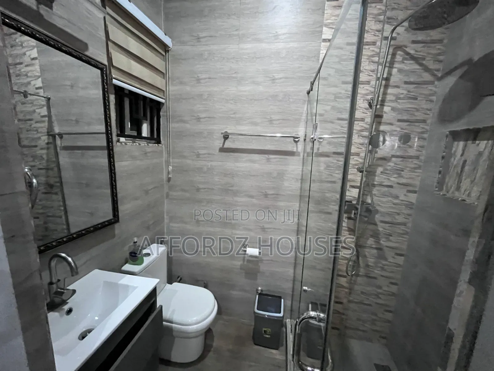 Furnished 3bdrm Apartment in Royal Palm Street, Tseaddo for rent