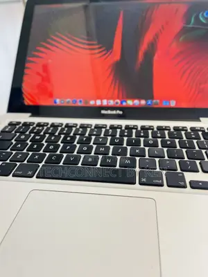 Laptop Apple MacBook Pro 2012 4GB Intel Core i5 HDD 320GB