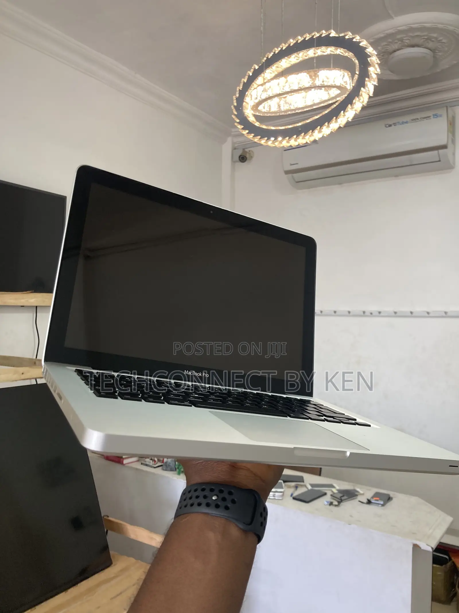 Laptop Apple MacBook Pro 2012 4GB Intel Core i5 HDD 320GB