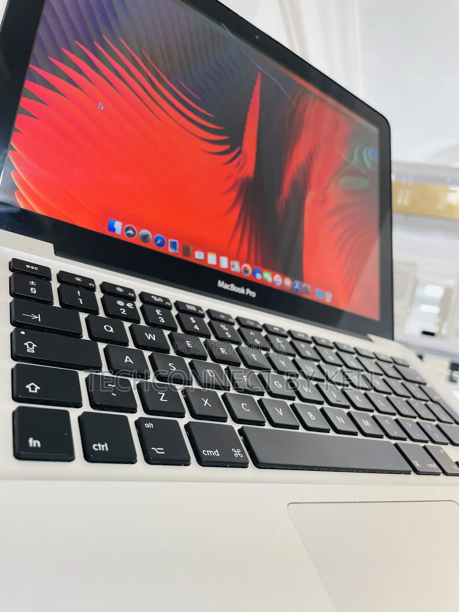 Laptop Apple MacBook Pro 2012 4GB Intel Core i5 HDD 320GB