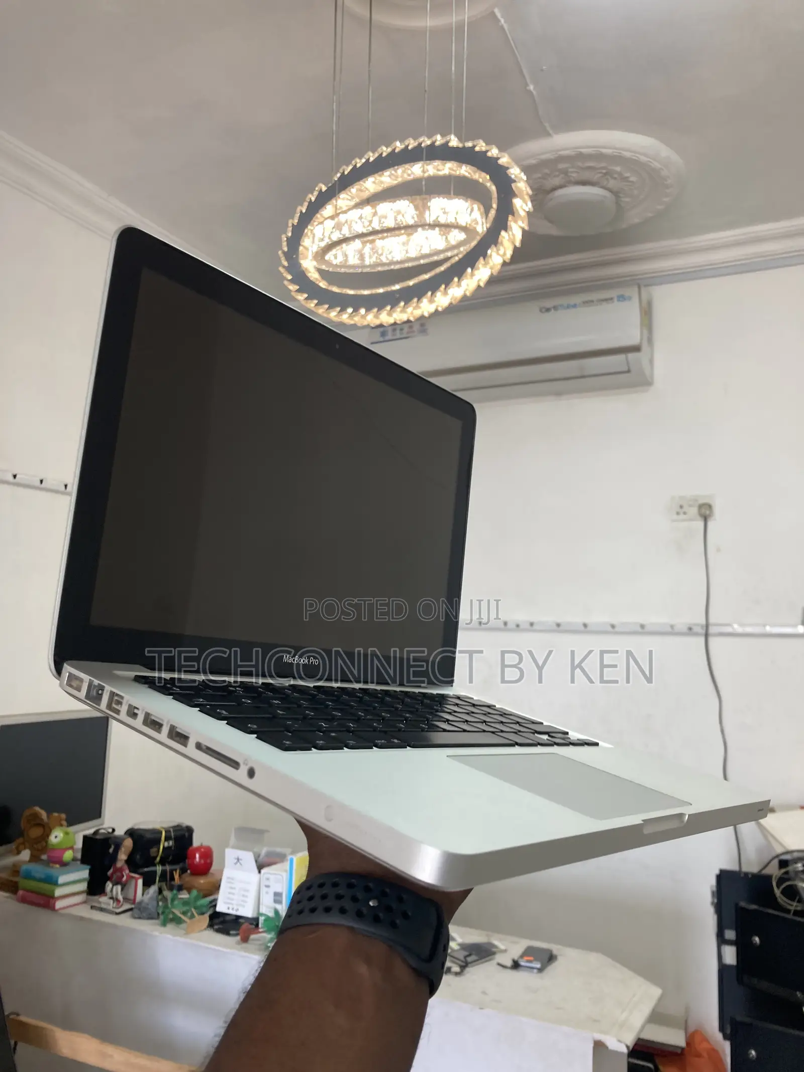 Laptop Apple MacBook Pro 2012 4GB Intel Core i5 HDD 320GB