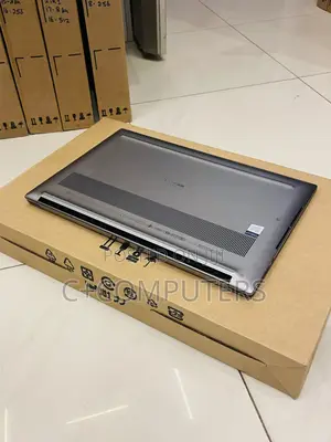 New Laptop Dell Precision 5560 32GB Intel Core i9 SSD 1T