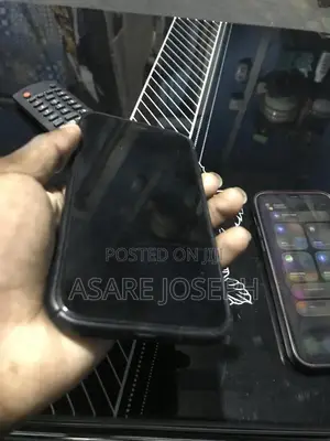 Apple iPhone X 64 GB White