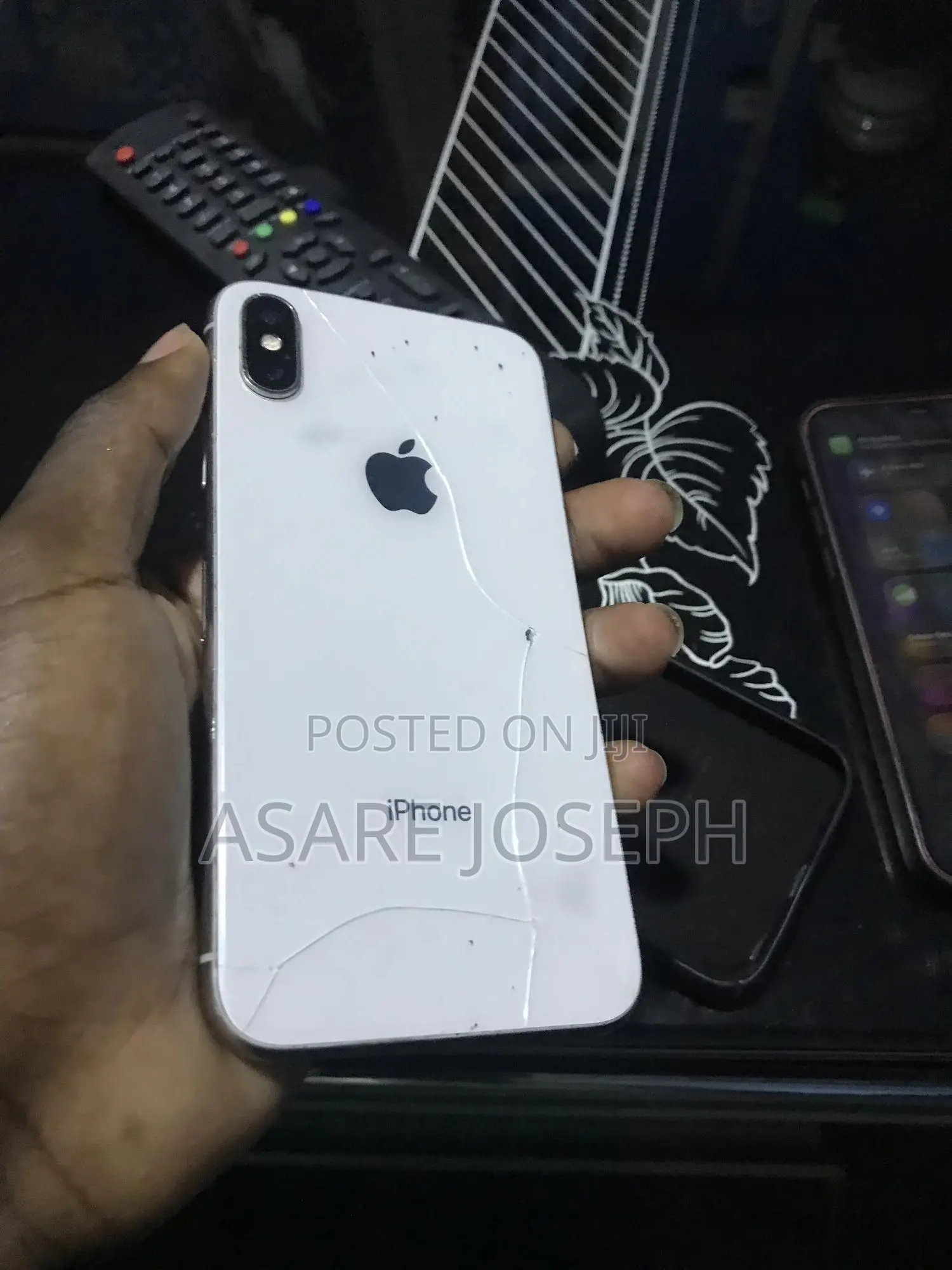 Apple iPhone X 64 GB White
