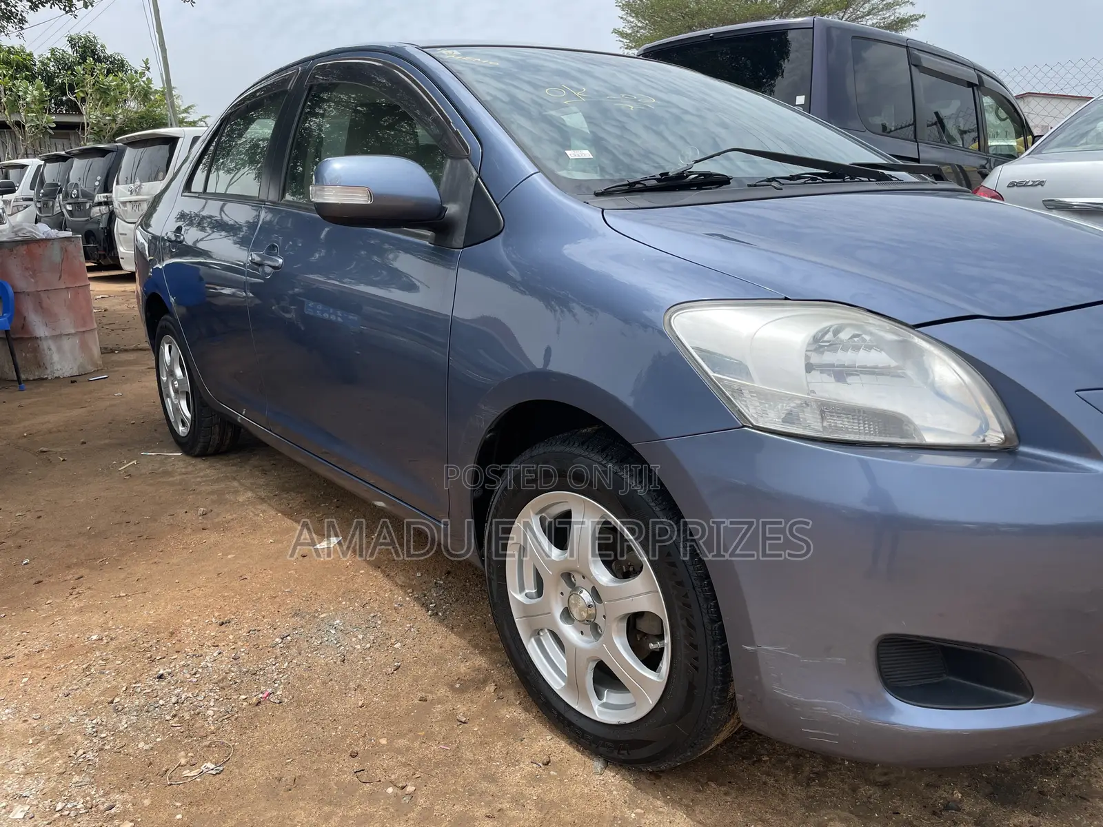 Toyota Belta 2011 Blue