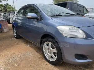 Toyota Belta 2011 Blue