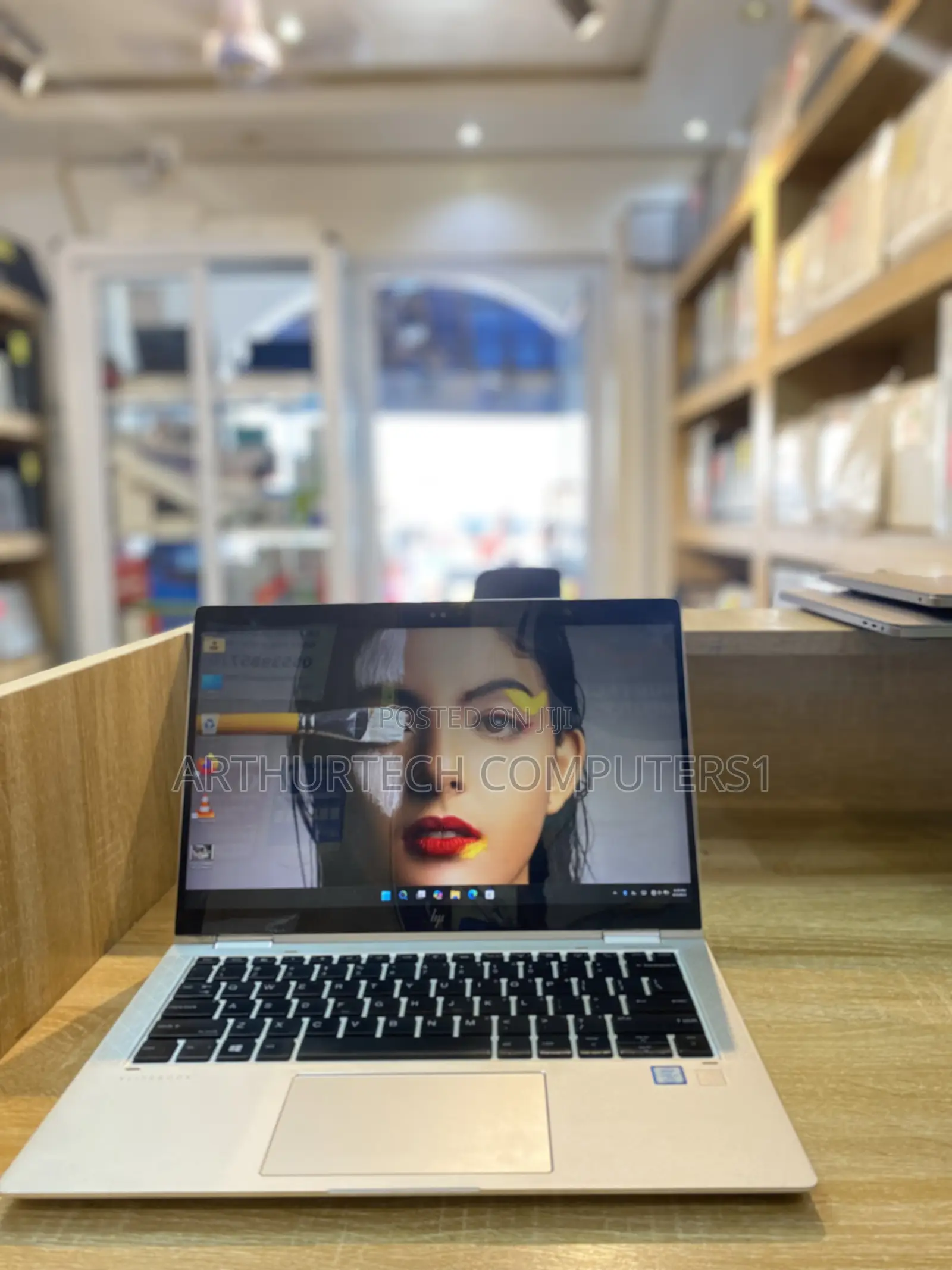 Laptop HP EliteBook x360 1030 G4 16GB Intel Core i7 SSD 512GB