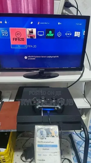 Play Station 4