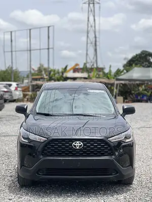 Toyota Corolla Cross LE 2023 Black