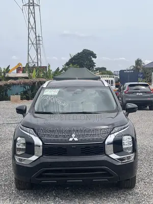 Mitsubishi Outlander SEL 2023 Black