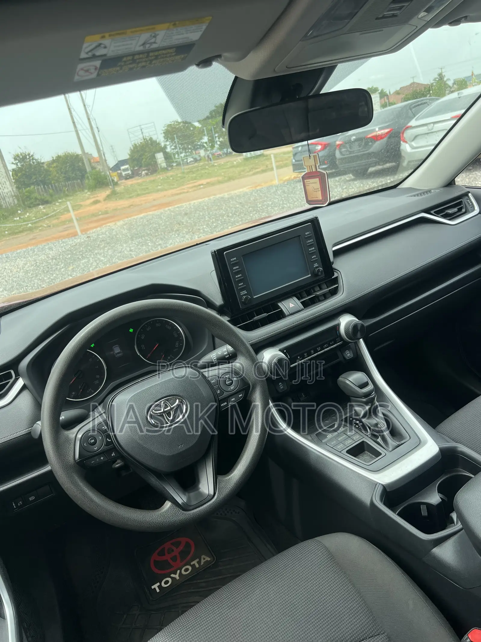 Toyota RAV4 LE AWD 2019 Red