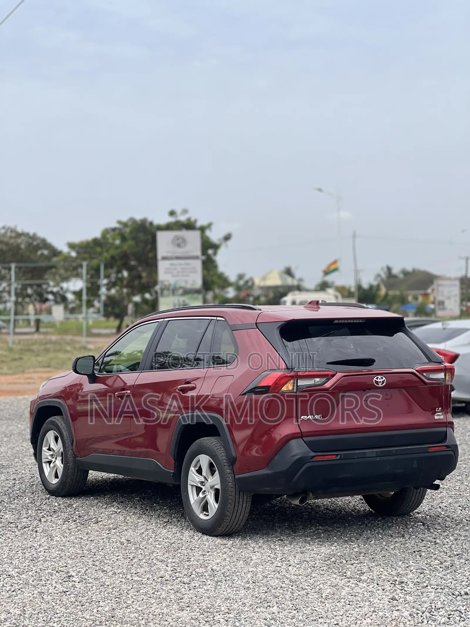 Toyota RAV4 LE AWD 2019 Red
