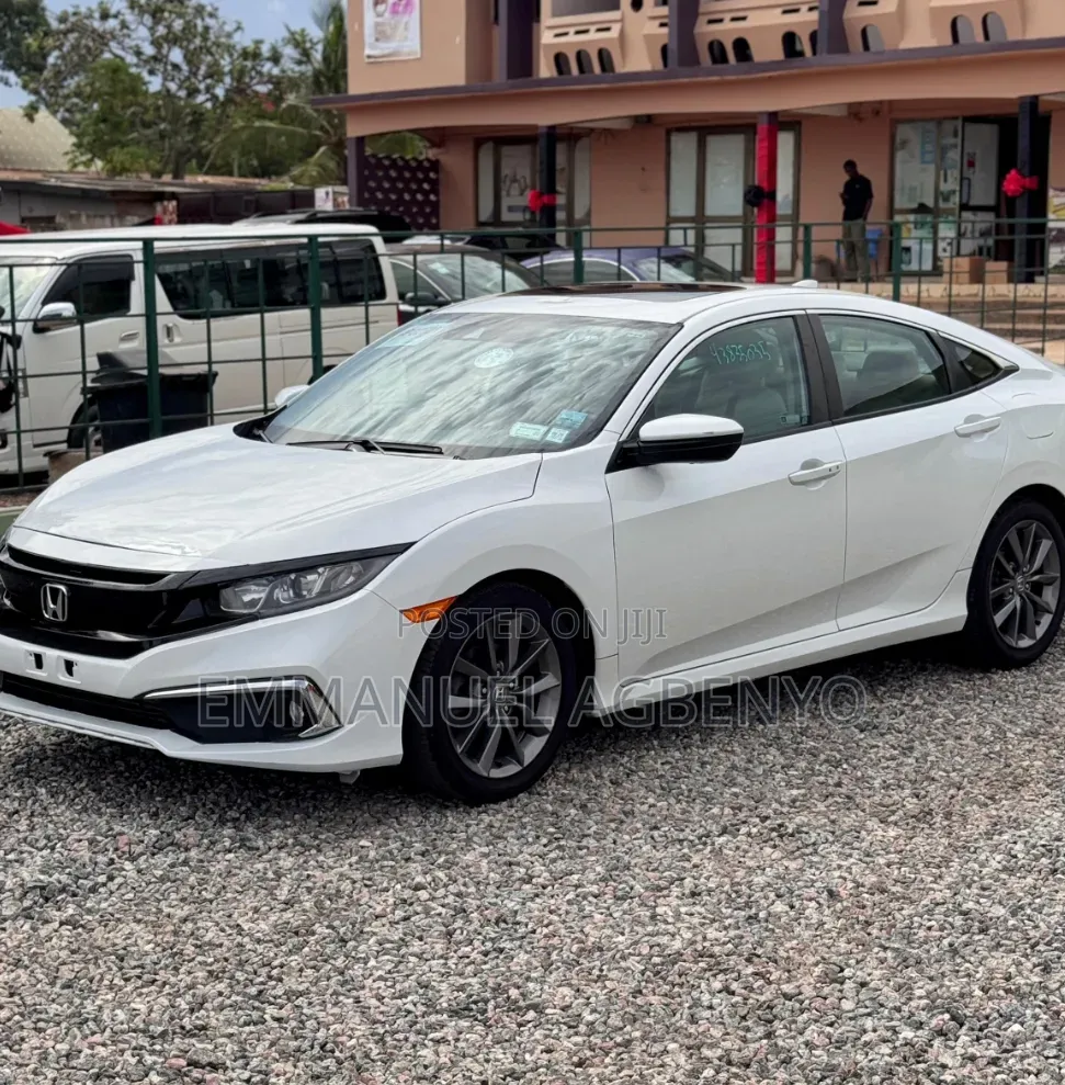 Honda Civic EX Sedan 2019 White