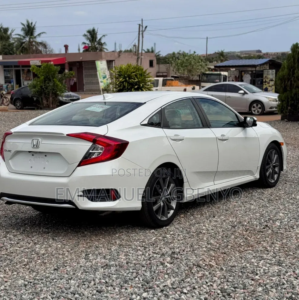 Honda Civic EX Sedan 2019 White