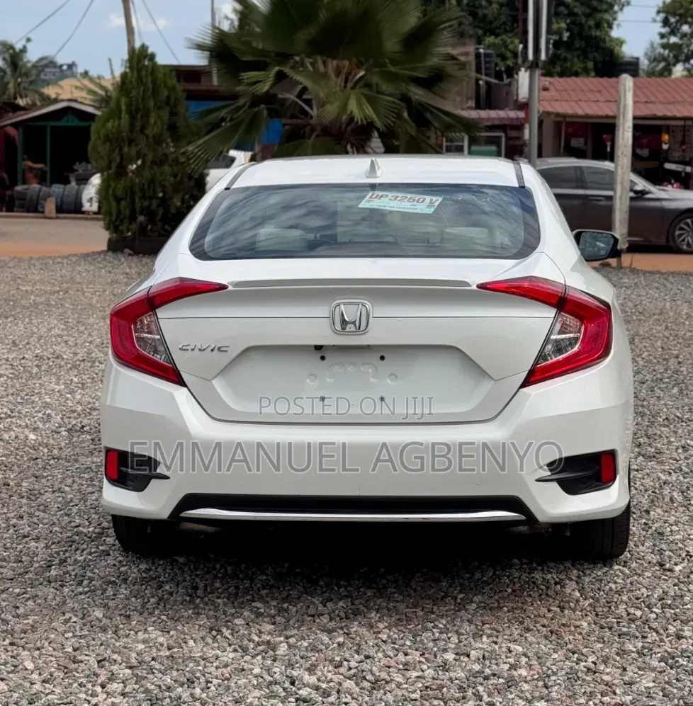 Honda Civic EX Sedan 2019 White