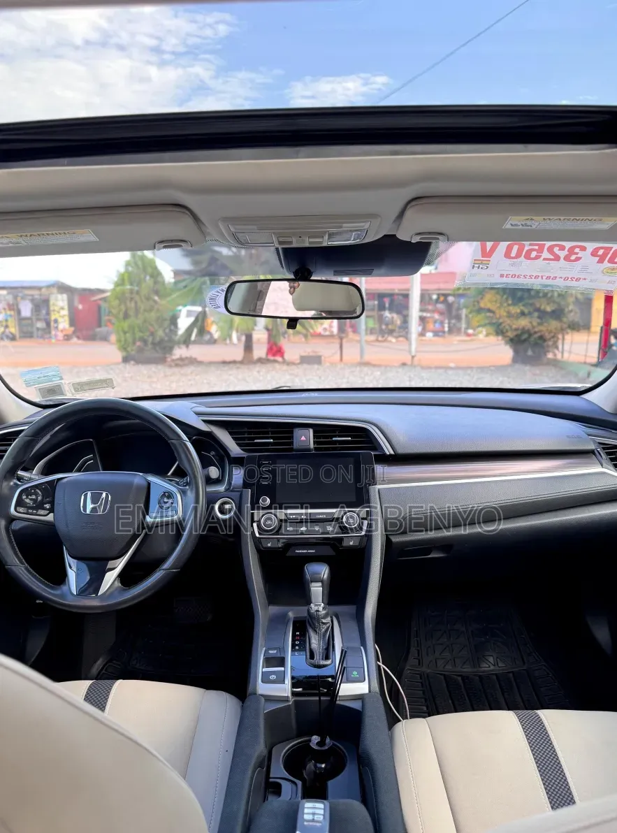Honda Civic EX Sedan 2019 White