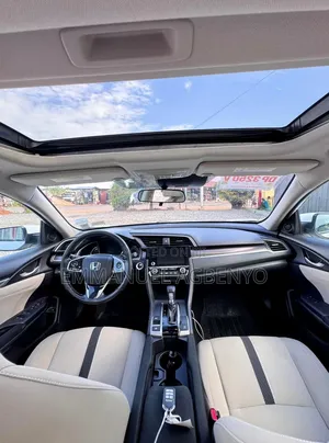 Honda Civic EX Sedan 2019 White