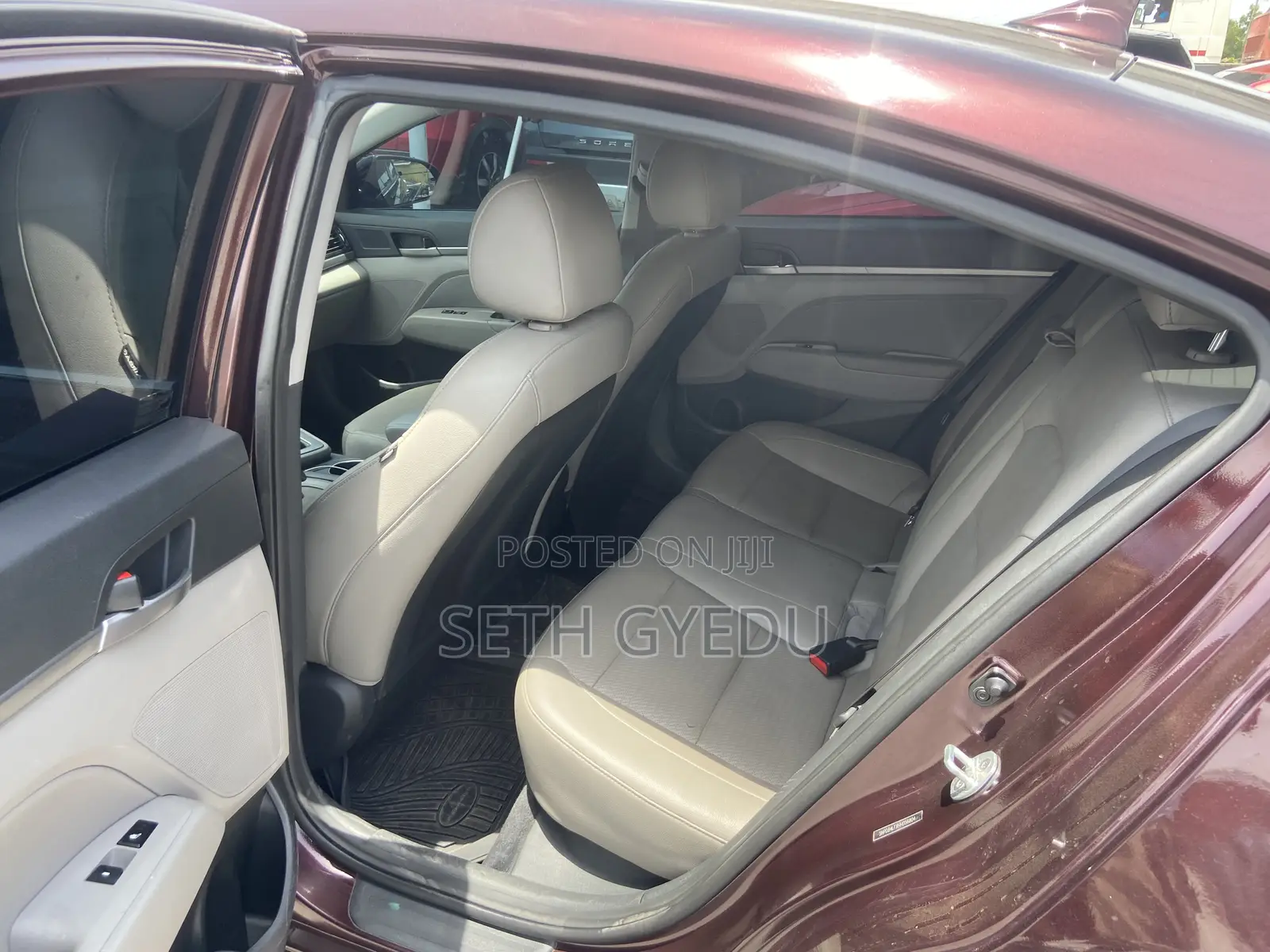 Hyundai Elantra 2017 Red